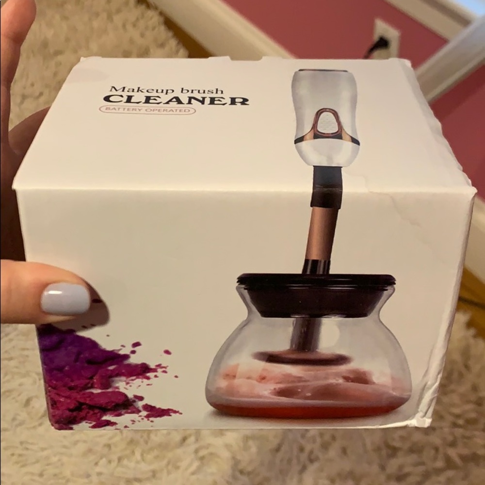 Makeup Brush Cleaner Battery OperatedNEVER USED
